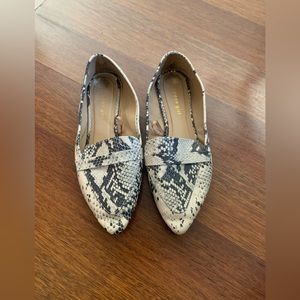 Madden girl snakeskin loafers size 8.5
